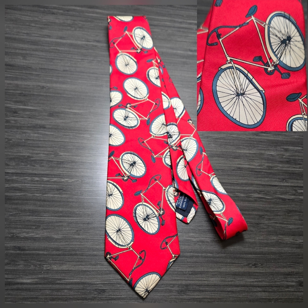Lands End Bicycle Print Silk Tie red bike men's neck tie cycling theme